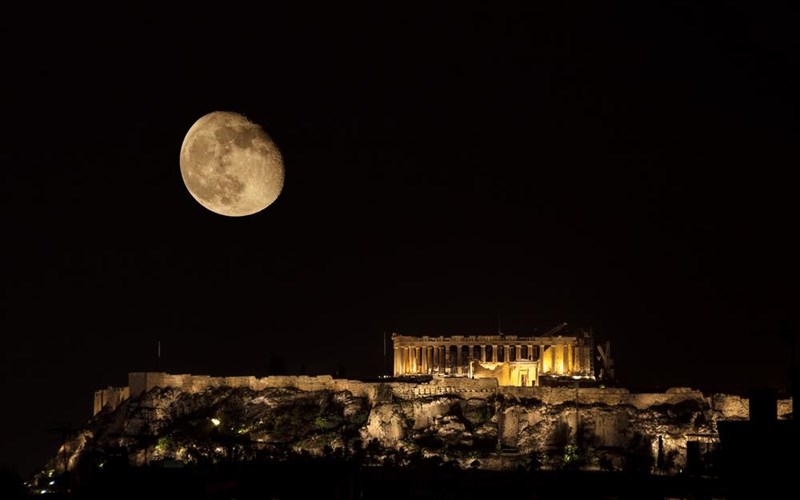 i-panselinos-tou-septembriou-mas-bgazei-ekso