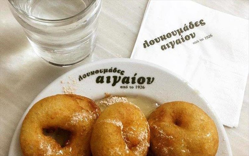 oi-loukoumades-tou-aigaion-perasan-stin-istoria