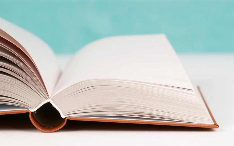 duo-biblia-gia-to-sabbatokuriako