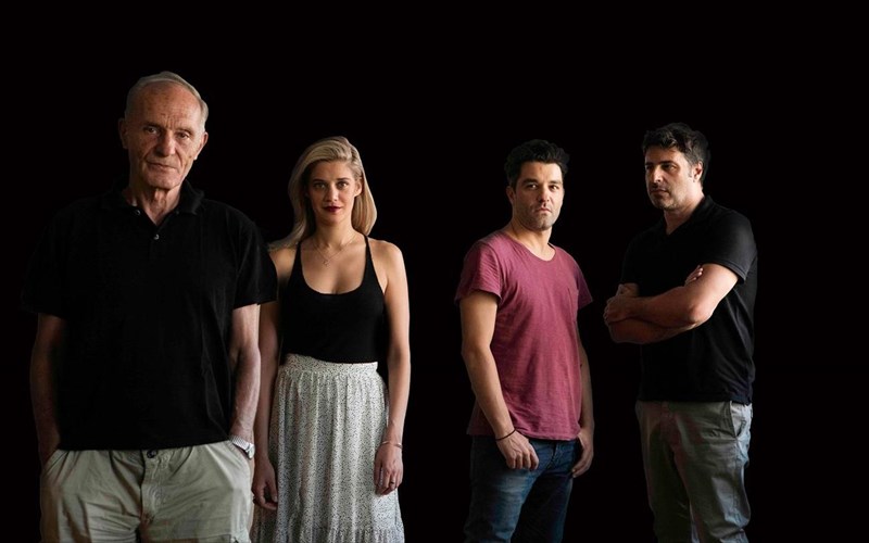 kentros-theona-lagoutis-palaiologos-treloi-apo-erota-sto-theatro-alma