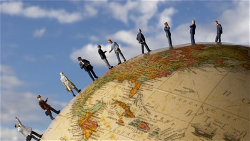 oi-pio-ergatikes-xores-tis-europis-mantepste-poia-einai-proti