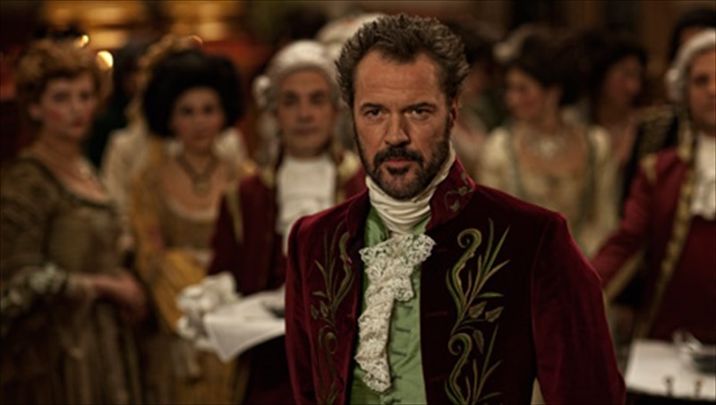 to-treiler-tis-tainias-o-theos-agapaei-to-xabiari