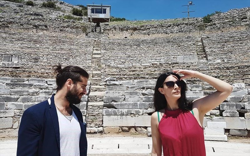 milisame-me-tin-ioli-andreadi-gia-ton-iona