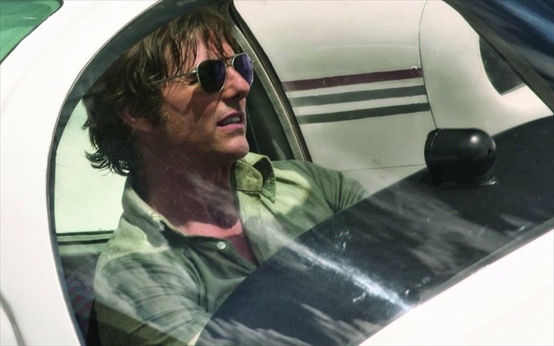 euthunetai-o-tom-cruise-gia-to-thanatiforo-atuxima-tou-american-made-tom-cruise-gia-to-thanatiforo-atuxima-tou-american-made