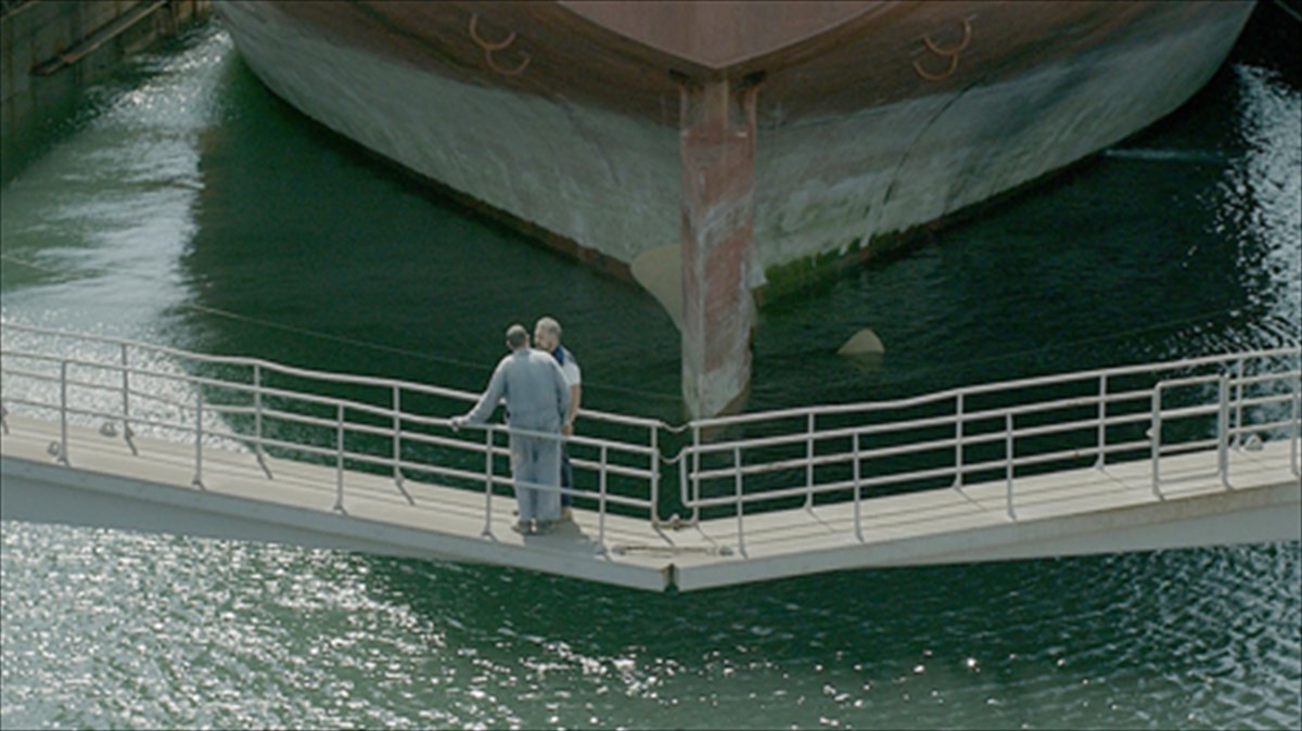 eikastiki-antidrasi-sti-sugxroni-krisi