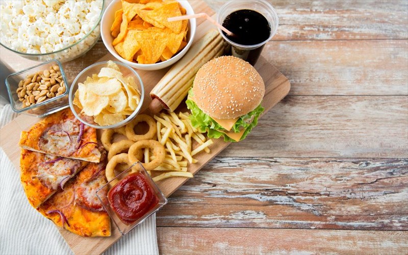 pos-i-sugxroni-diatrofi-kanei-kako-stin-ugeia-tou-enterou-sugxroni-diatrofi-kanei-kako-stin-ugeia-tou-enterou