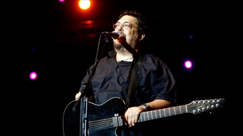 o-laurentis-maxairitsas-sto-festibal-ston-lofo