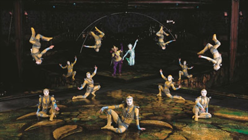 cirque-du-soleil-alegria--oaka-oaka