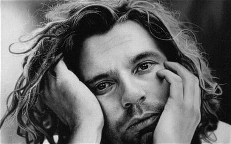 apokalufthikan-oi-teleutaioi-stixoi-tou-michael-hutchence