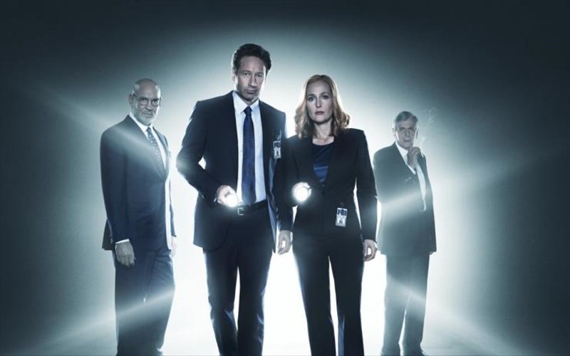 oi-neoi-fakeloi-ton-x-files-anoigoun-to-2018