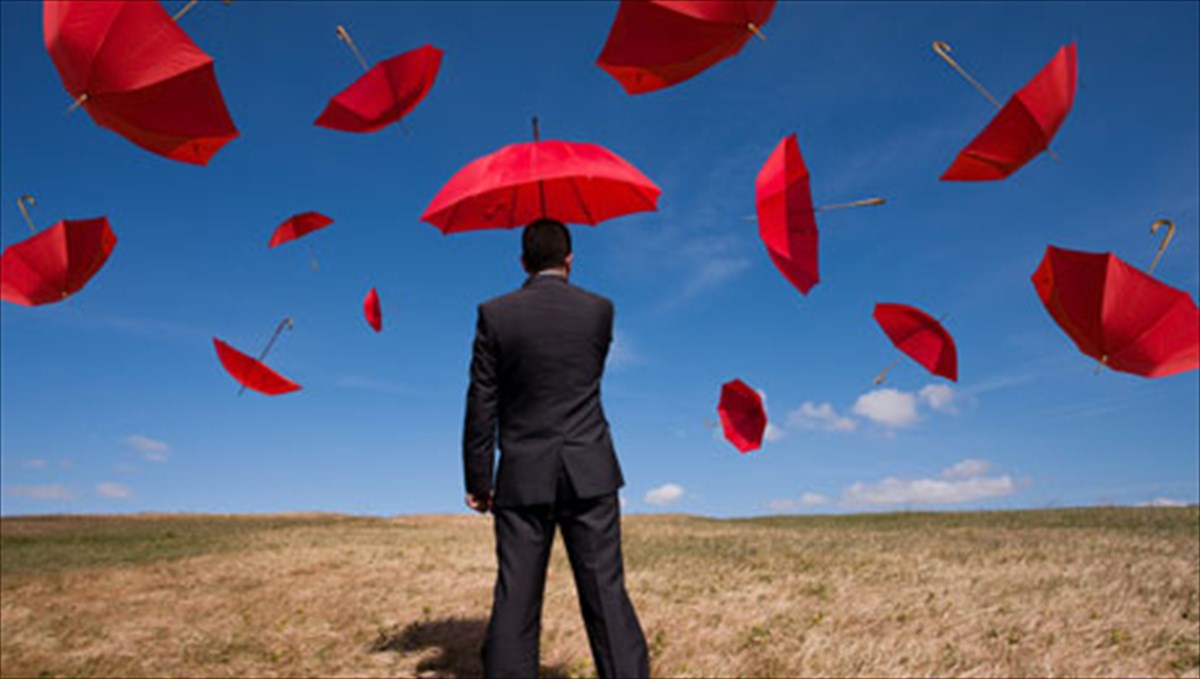 elliniki-krisi-kai-apoleia-se-diadrastiki-grafi