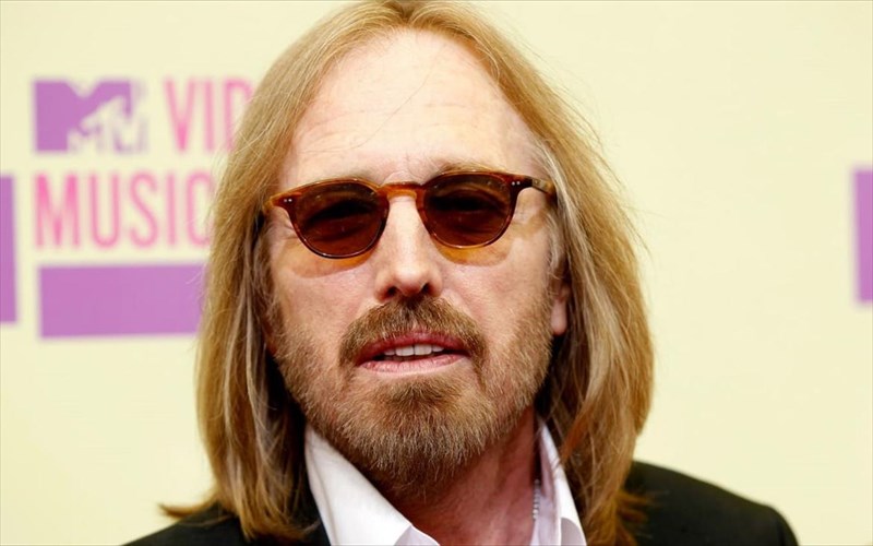 adieukrinisti-paramenei-i-aitia-thanatou-tou-tom-petty-aitia-thanatou-tou-tom-petty