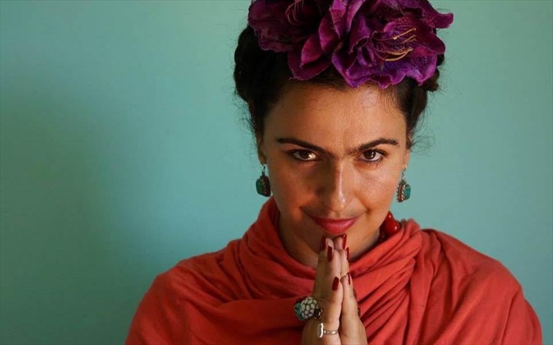 frida-ki-allo-apo-tin-omada-fly-theatre-sto-104