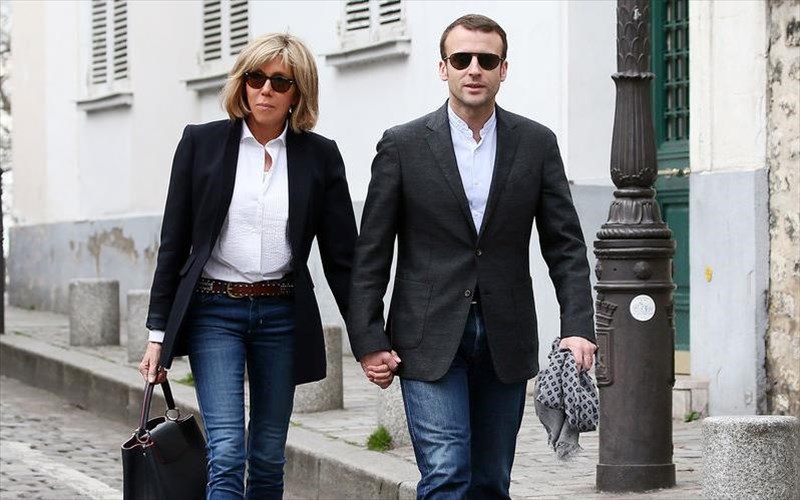 otan-mia-proti-kuria-foraei-tzin