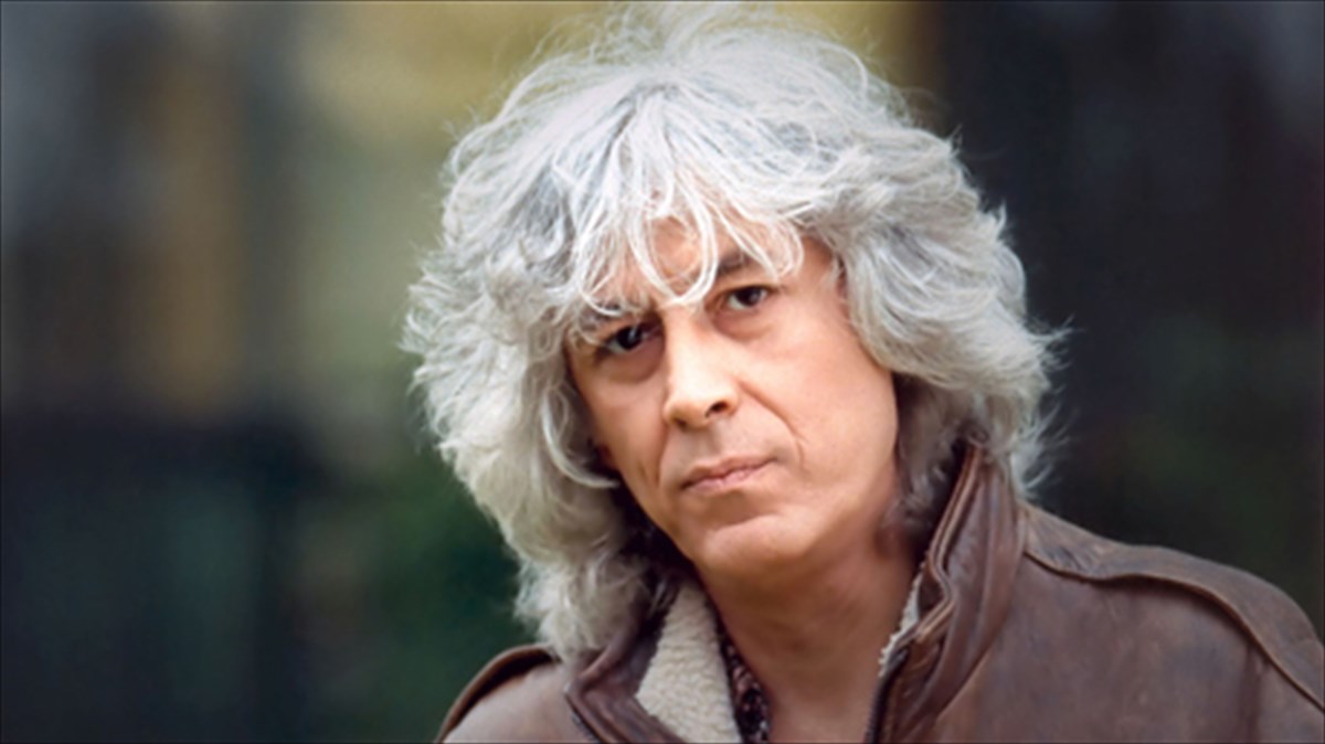 o-loukianos-kilaidonis-kanei-partu-sto-kipotheatro-papagou