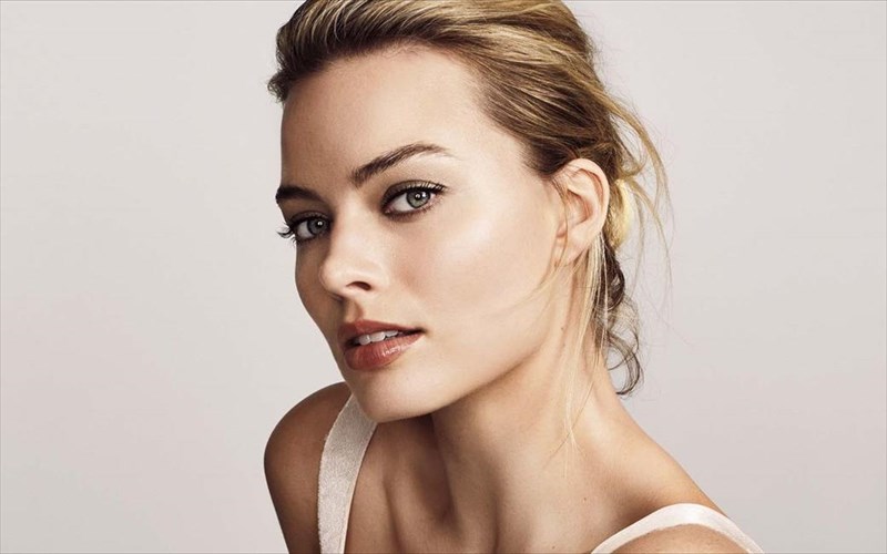 i-margot-robbie-bazei-ta-pagopedila-tis-sto-i-tonya