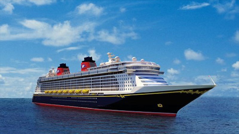 krouaziera-stin-fantasia-me-to-disney-dream