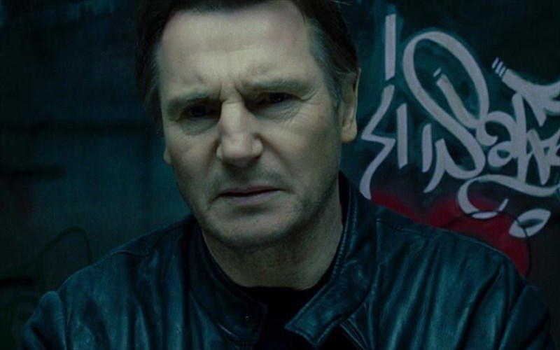 o-liam-neeson-se-ena-thriler-mustiriou