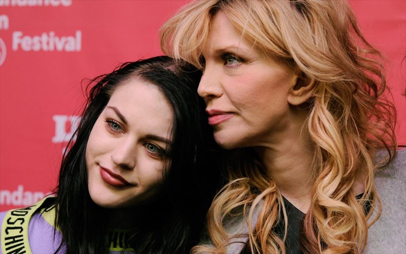 ksana-sta-dikastiria-bean-frances-kai-courtney-love