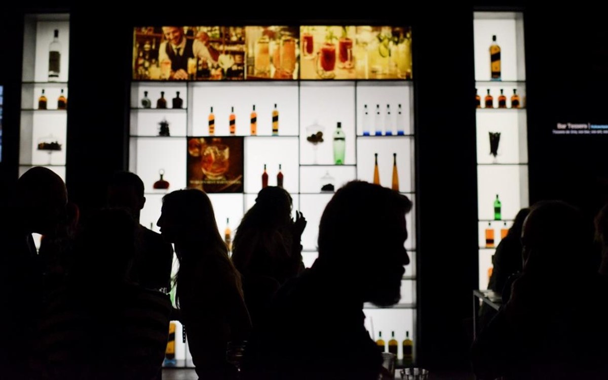 world-class-fine-drinking