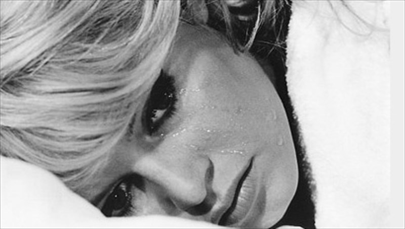 i-brigitte-bardot-aisthanetai-asximi