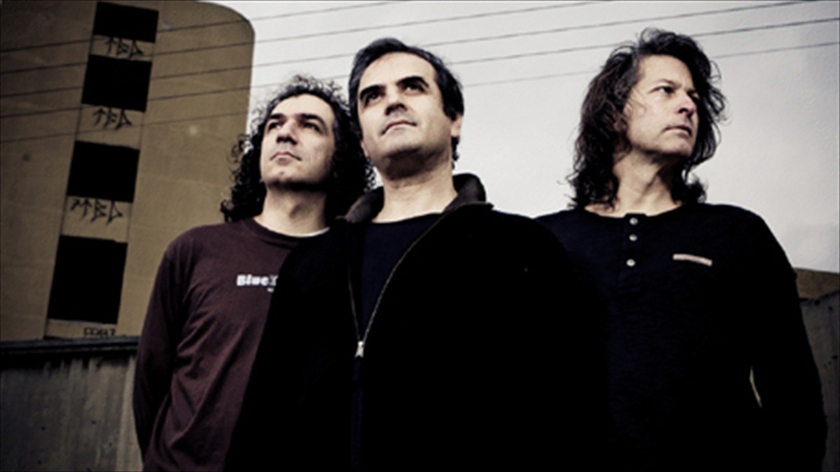 oi-human-touch-live-ston-kipo-tou-nomismatikou-mouseiou