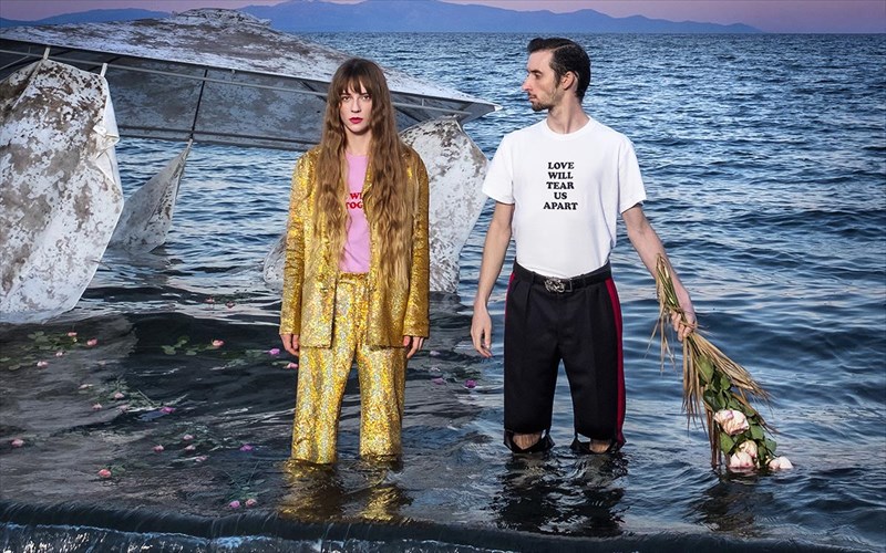 duo-dunates-premieres-erxontai-ton-noembrio-sti-stegi