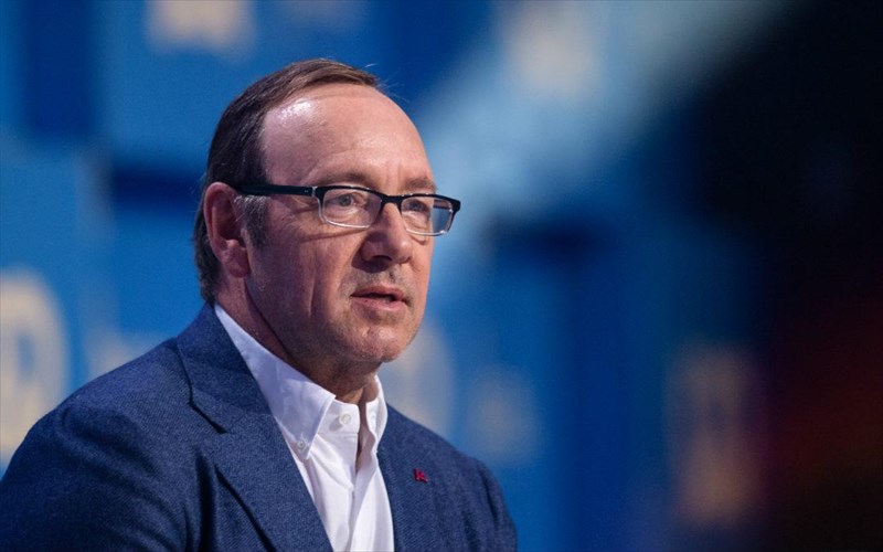kallitexnis-katigorei-ton-kevin-spacey-gia-paiderastia