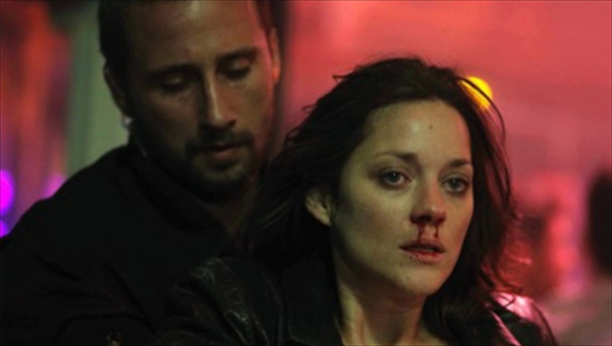 i-marion-kotigiar-anoigei-tin-aulaia-gia-tis-nuxtes-premieras-cosmote