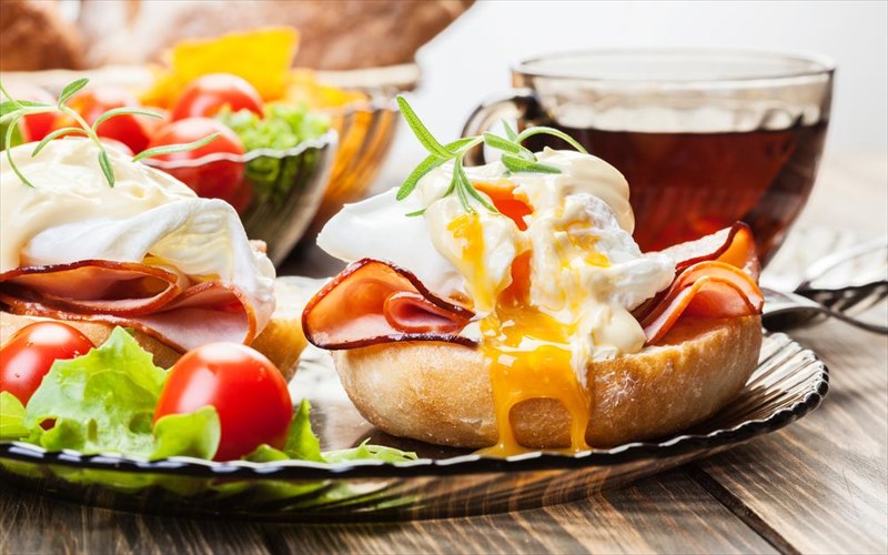 to-parliament-mageireuei-kuriakatiko-brunch