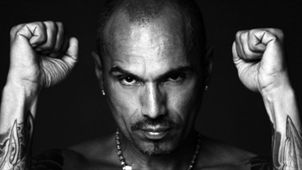o-thrulikos-david-morales-sto-dream-city