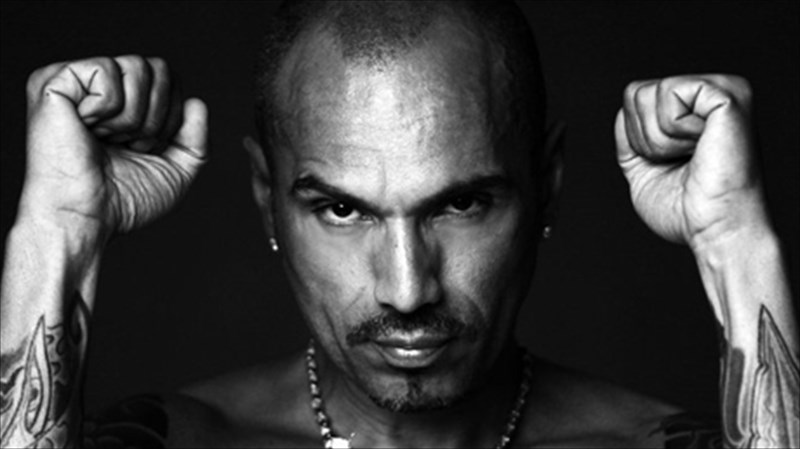 o-thrulikos-david-morales-sto-dream-city