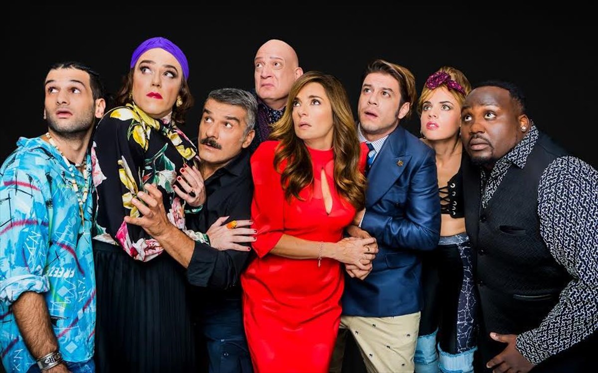 den-mporw-na-meinw-moni-mou