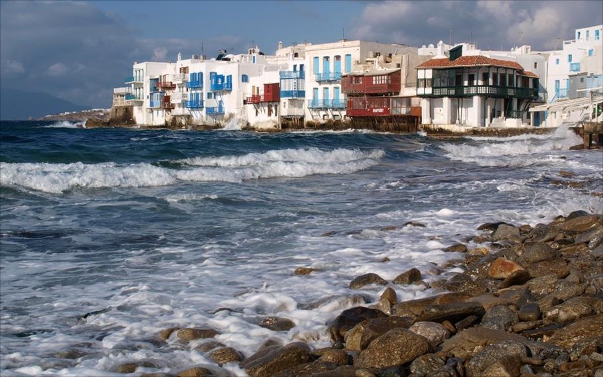mukonos-mikri-benetia