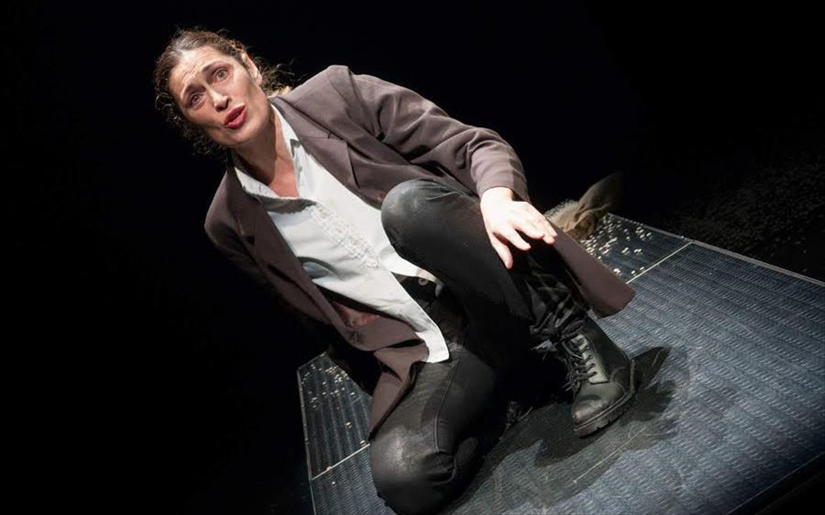 eleftheroi-poliorkimenoi3