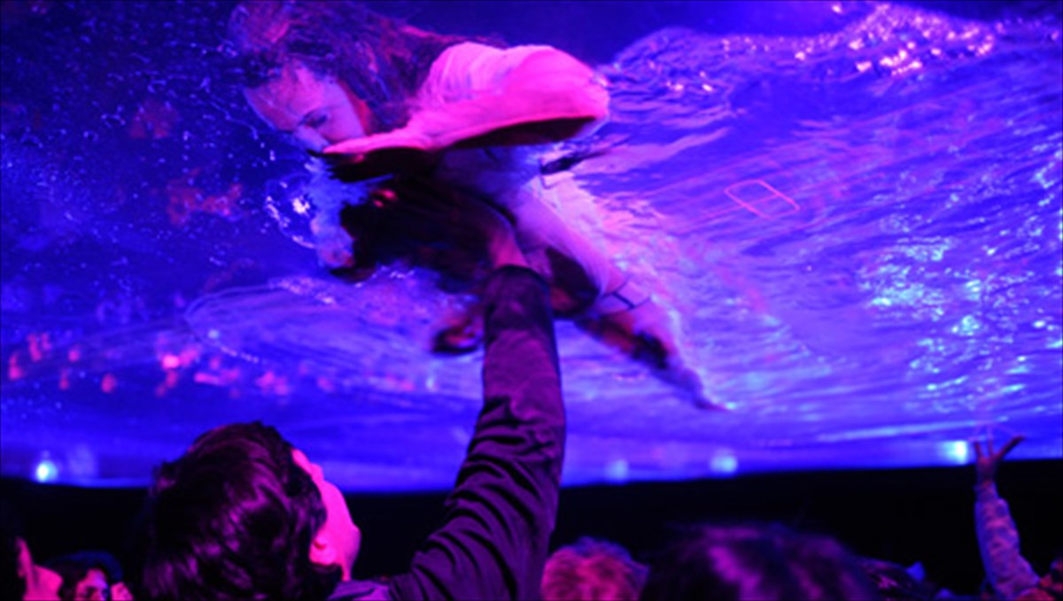 fuerza-bruta-pigame-eidame-kai-braxikame