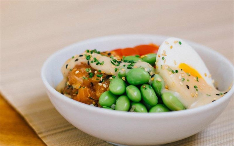 hokyo-Japaneats-brethikame-ekei-pou-to-theatro-sunantise-to-sousi