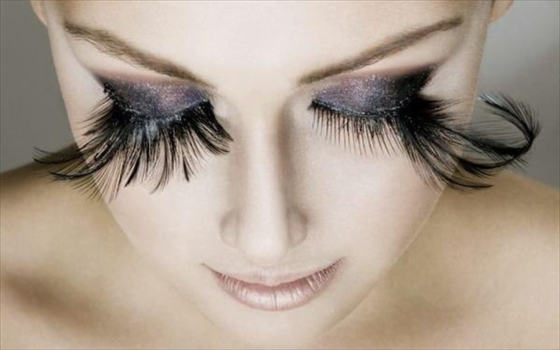 oi-apolutes-taseis-tis-omorfias-gia-tora-prin-kai-meta-tis-giortes