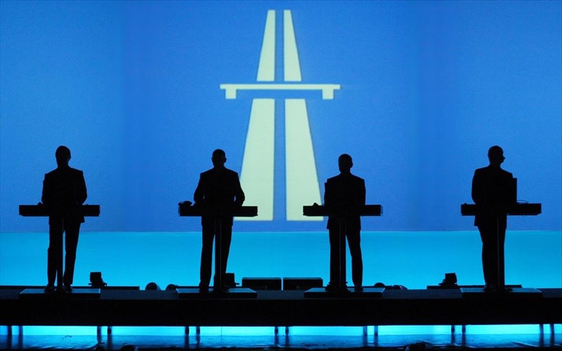 ksekinise-i-propolisi-gia-to-3-d-concerttonkraftwerk-propolisi-gia-to-3-d-concerttonkraftwerk