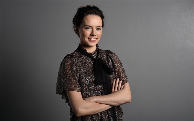 daisy-ridley-ta-social-media-blaptoun-sobara-tin-psuxiki-ugeia