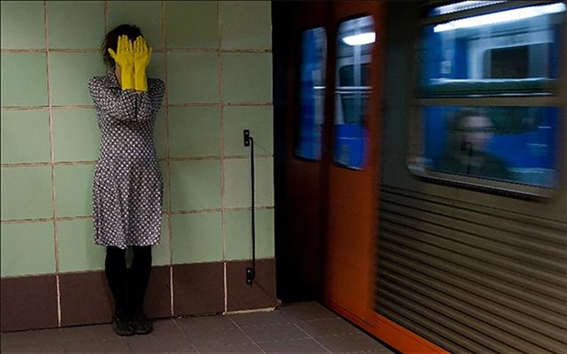 sugkatoikes-eikones-enteka-zografoi-ki-enas-fotografos-diabazoun-misel-fais