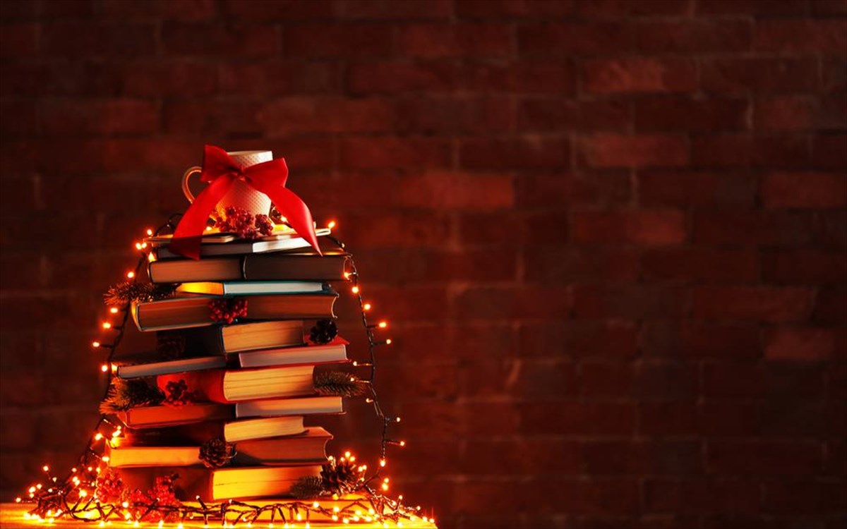 xristougenniatiko-dentro-biblia