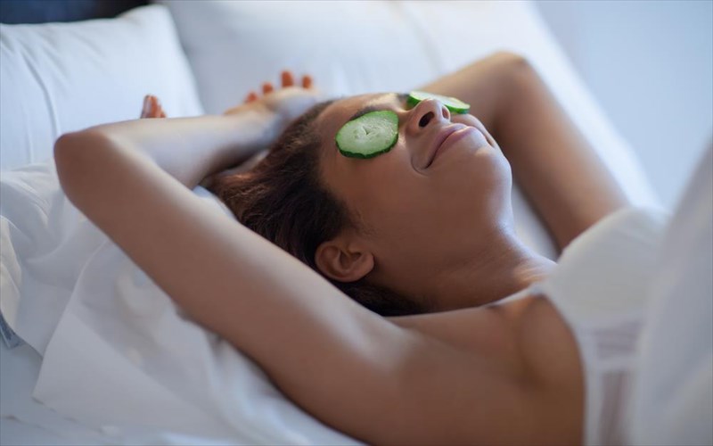 pos-frontizoume-to-derma-mas-prin-kai-meta-ta-parti