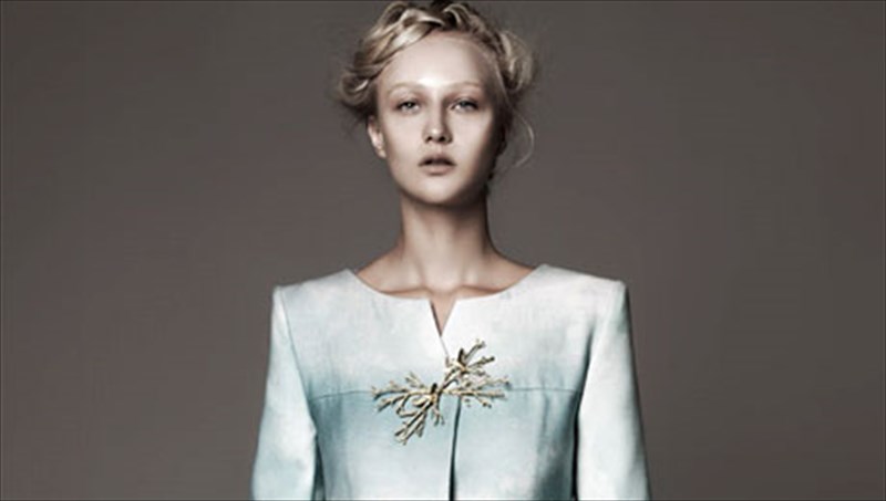 londreziki-moda-me-elliniki-upografi