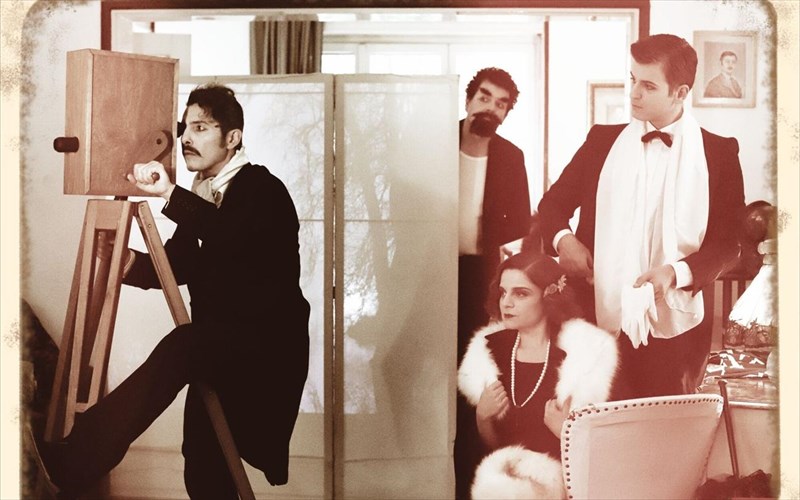 o-tsexof-bobos-apo-tin-esther-andre-gonzalez-sto-apo-mixanis