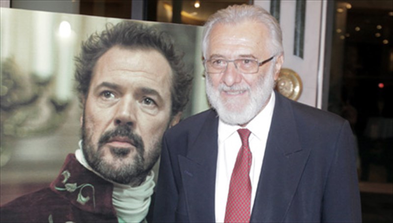 giannis-smaragdis-apousiazei-i-agapi-ton-plousion-ellinon-gia-tin-patrida-agapi-ton-plousion-ellinon-gia-tin-patrida