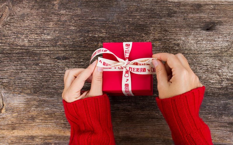 ti-doro-na-pame-sto-spiti-pou-eimaste-kalesmenoi