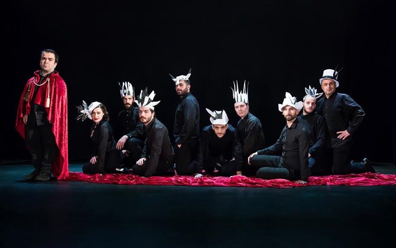 to-porfuro-nisi-tou-mixail-mpoulgkakof-apo-dipethe-kozanis-kai-theatro-alfa-idea-idea