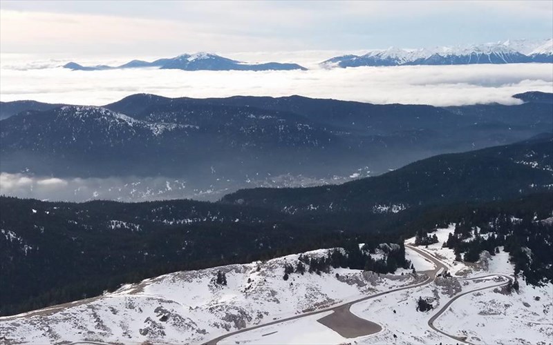 pame-gia-ski-sta-kalutera-xionodromika-tis-elladas