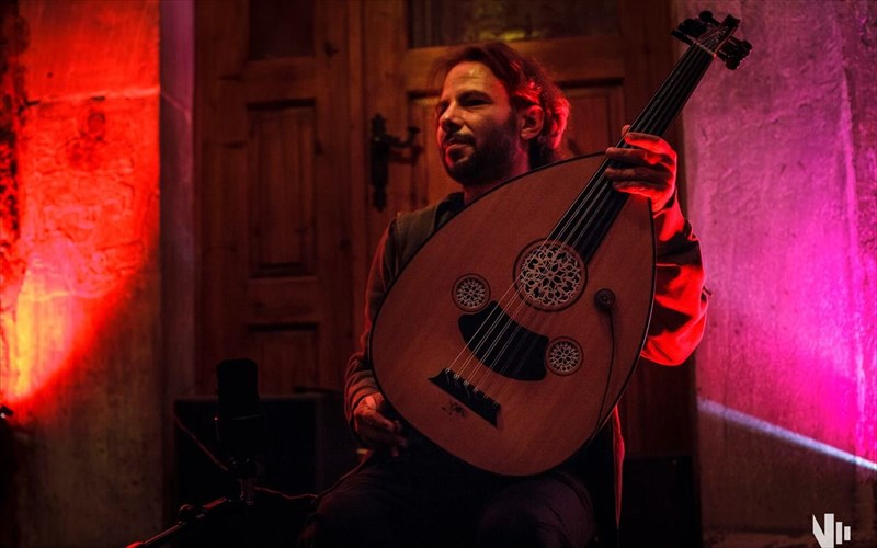 mia-udopia-sto-megaro-mousikis-athinon